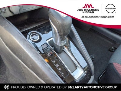 2025 Nissan Versa 1.6 SR