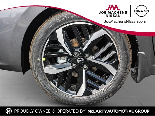 2025 Nissan Versa 1.6 SR