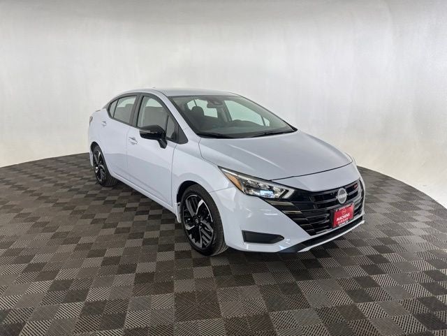 2025 Nissan Versa 1.6 SR