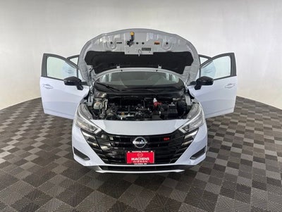 2025 Nissan Versa 1.6 SR