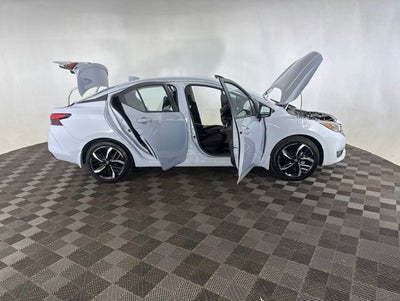2025 Nissan Versa 1.6 SR