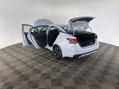 2025 Nissan Versa 1.6 SR