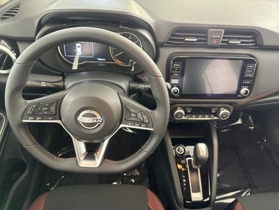 2025 Nissan Versa 1.6 SR