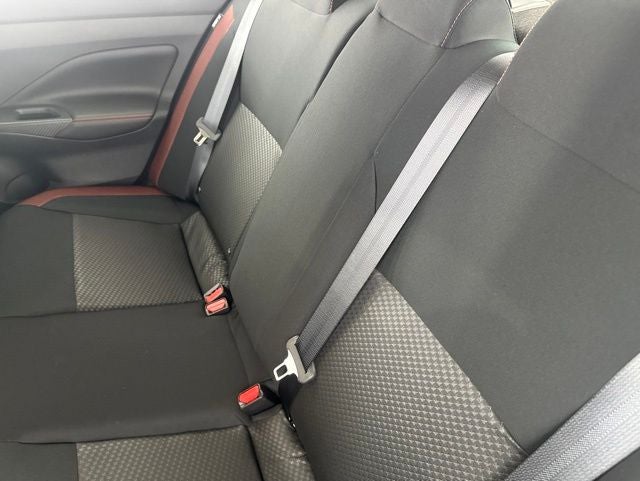 2025 Nissan Versa 1.6 SR