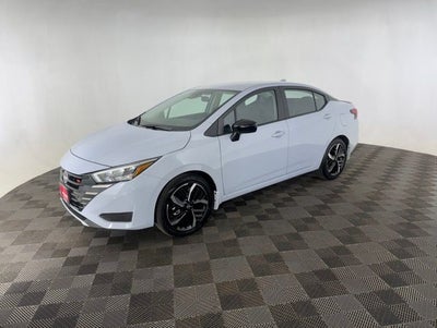 2025 Nissan Versa 1.6 SR