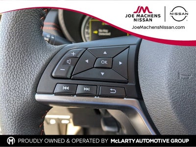 2025 Nissan Versa 1.6 SR