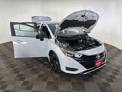 2025 Nissan Versa 1.6 SR