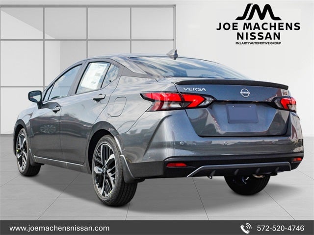 2025 Nissan Versa 1.6 SR