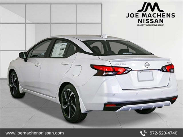 2025 Nissan Versa 1.6 SR