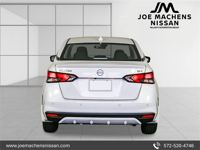 2025 Nissan Versa 1.6 SR