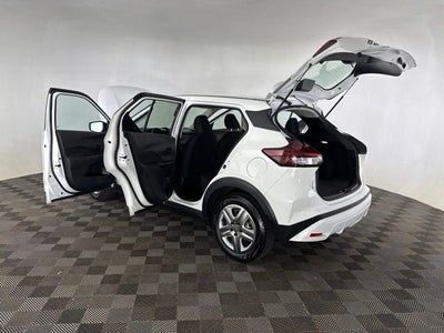 2023 Nissan Kicks S