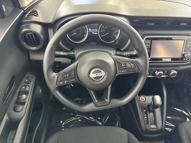 2023 Nissan Kicks S