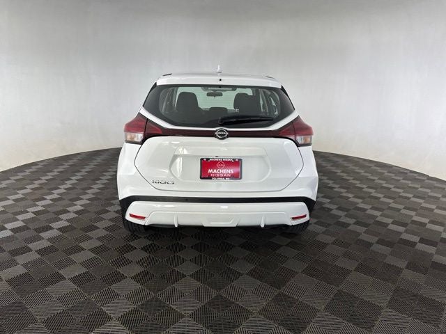 2023 Nissan Kicks S