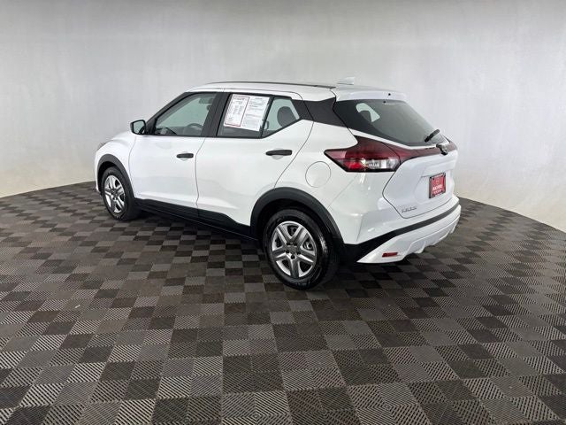 2023 Nissan Kicks S