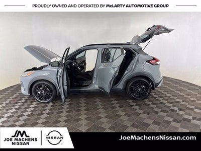 2022 Nissan Kicks SR