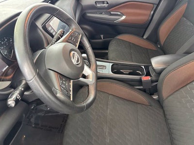 2022 Nissan Kicks SR