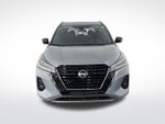2022 Nissan Kicks SR