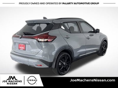 2022 Nissan Kicks SR