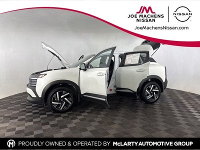 2025 Nissan Kicks SV