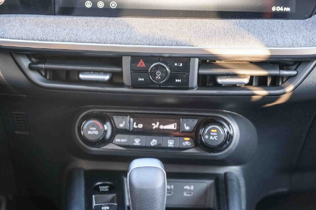 2027 Nissan Kicks SV SV