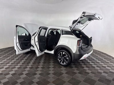 2027 Nissan Kicks SV SV