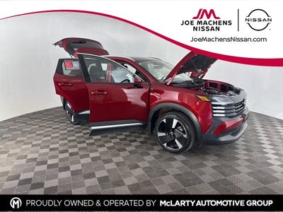 2025 Nissan Kicks SR