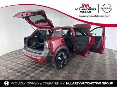 2025 Nissan Kicks SR