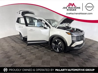 2025 Nissan Kicks SR