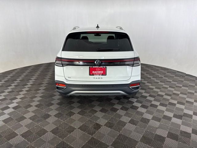 2025 Volkswagen Taos 1.5T SE