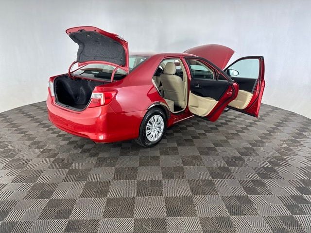 2013 Toyota Camry LE