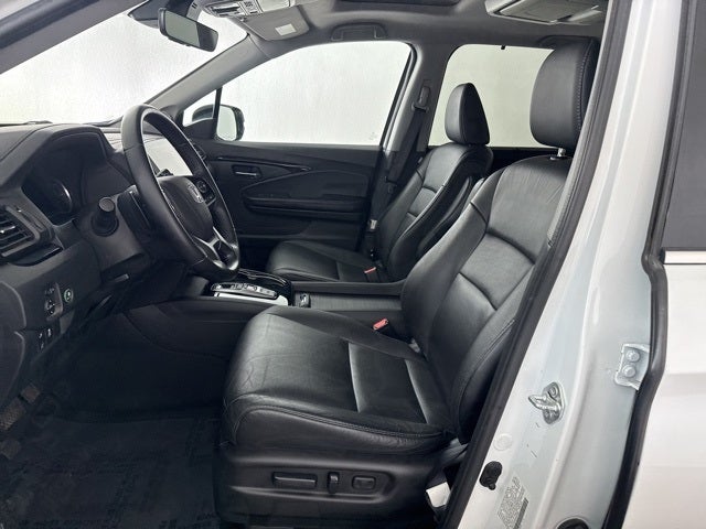 2022 Honda Pilot Touring 7 Passenger