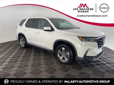 2023 Honda Pilot EX-L 8 Passenger