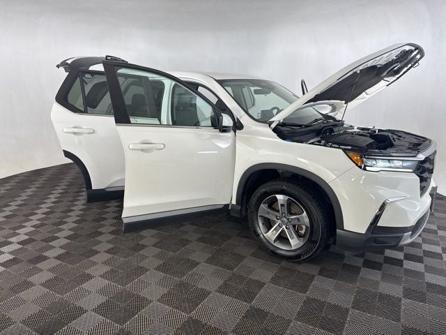 2023 Honda Pilot EX-L 8 Passenger