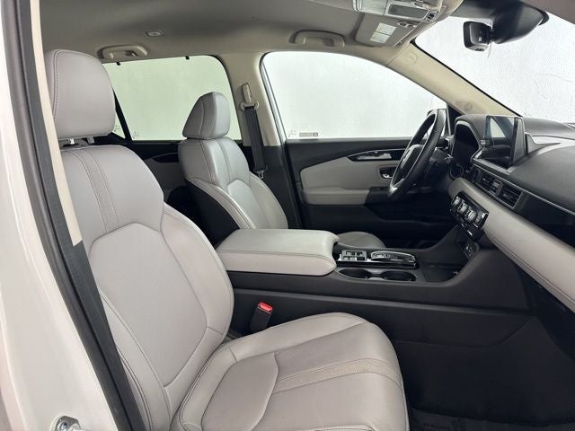 2023 Honda Pilot EX-L 8 Passenger
