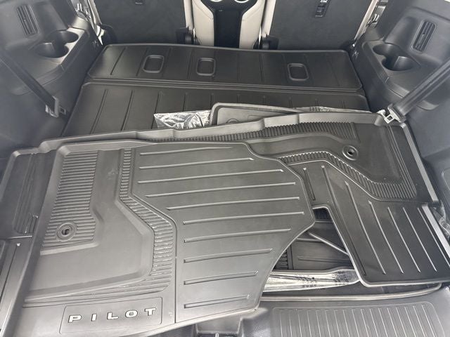 2023 Honda Pilot EX-L 8 Passenger