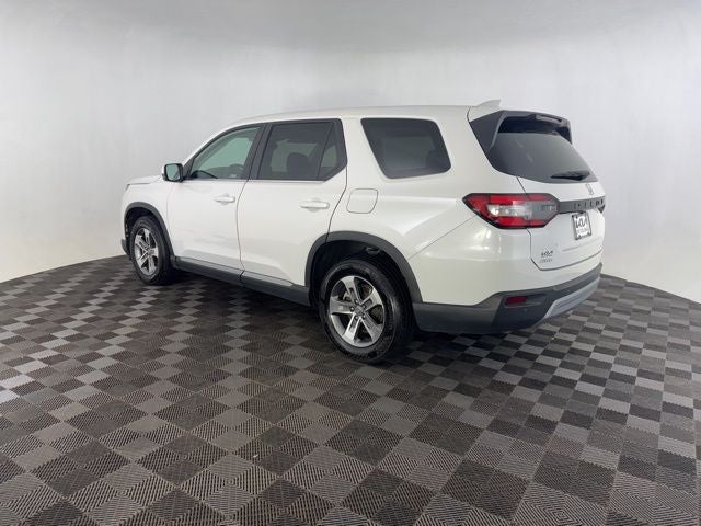 2023 Honda Pilot EX-L 8 Passenger