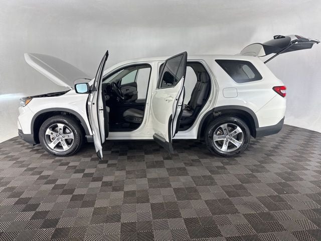 2023 Honda Pilot EX-L 8 Passenger