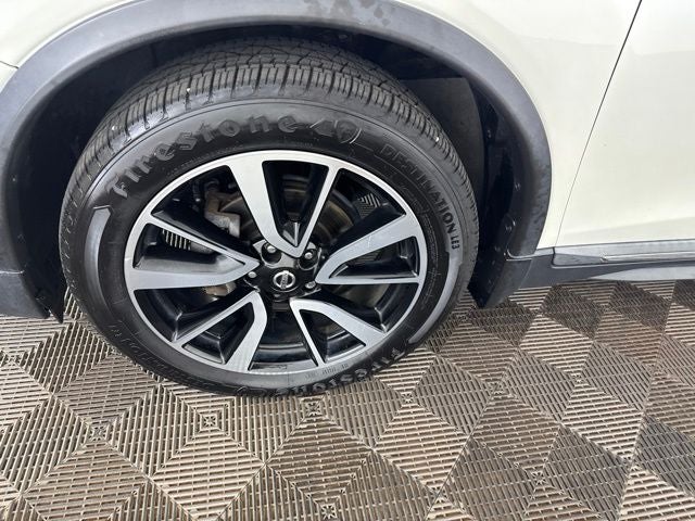 2020 Nissan Rogue SL