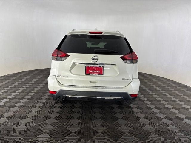 2020 Nissan Rogue SL