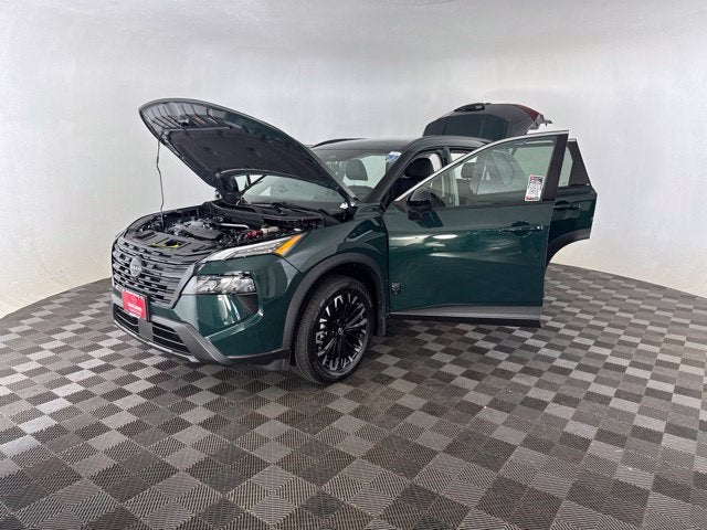 2027 Nissan Rogue Dark Armor