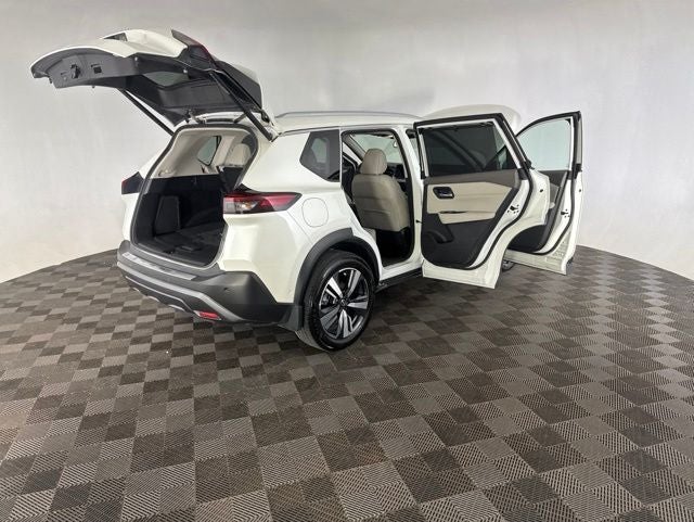 2022 Nissan Rogue SL