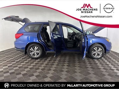 2020 Nissan Pathfinder S