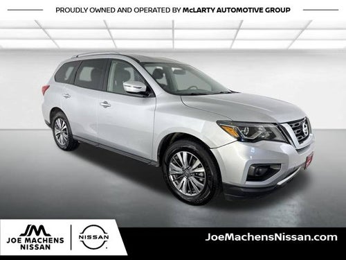2020 Nissan Pathfinder SV