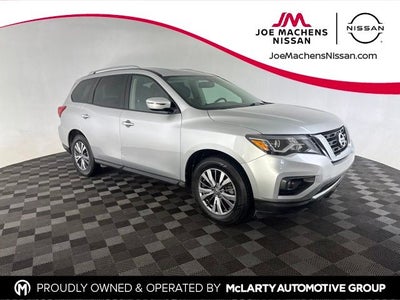 2019 Nissan Pathfinder SV
