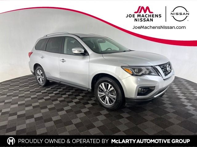 2019 Nissan Pathfinder SV