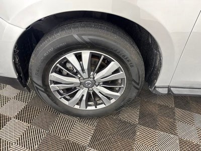 2019 Nissan Pathfinder SV