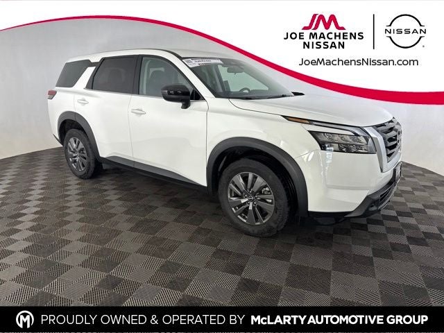 2025 Nissan Pathfinder S