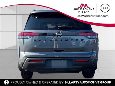 2025 Nissan Pathfinder SV
