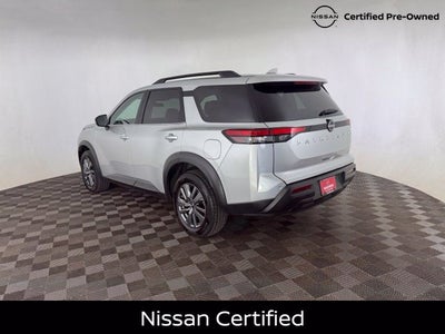 2025 Nissan Pathfinder SV