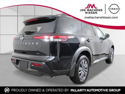 2026 Nissan Pathfinder SV